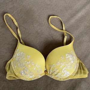 Victoria’s Secret Bra